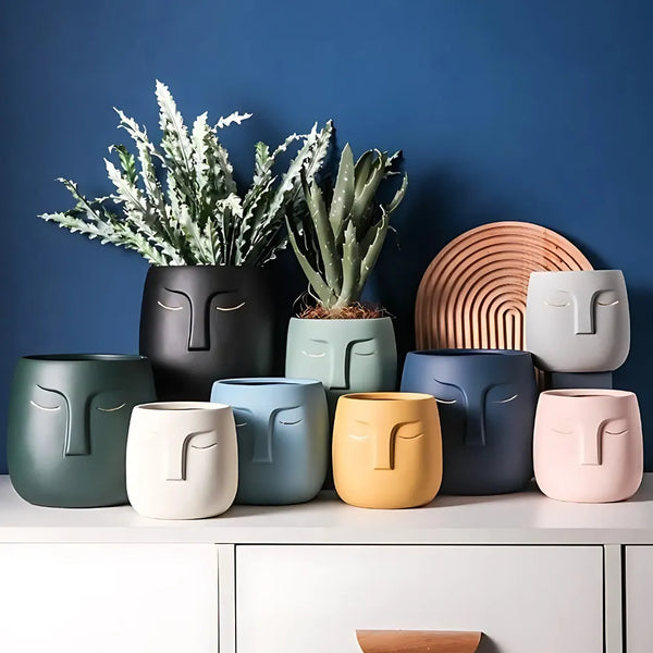 Vaso de Cerâmica Rosto Abstrato (Sleeping Face) - Loja do Jardinista